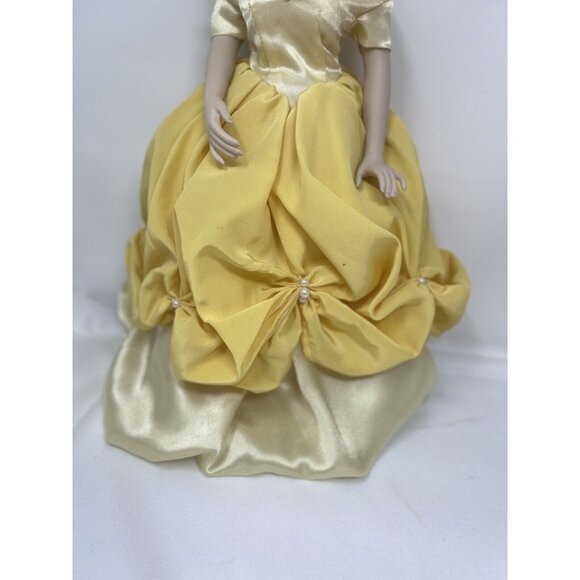 DISNEY Beauty and The Beast 18" LE Belle Porcelain Doll #201/5000 - Picture 6 of 12